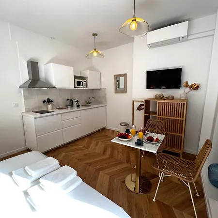 Le Comte - Heart Of - With Ac アパート ディジョン