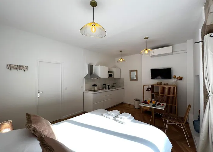 Le Comte - Heart Of - With Ac Dijon