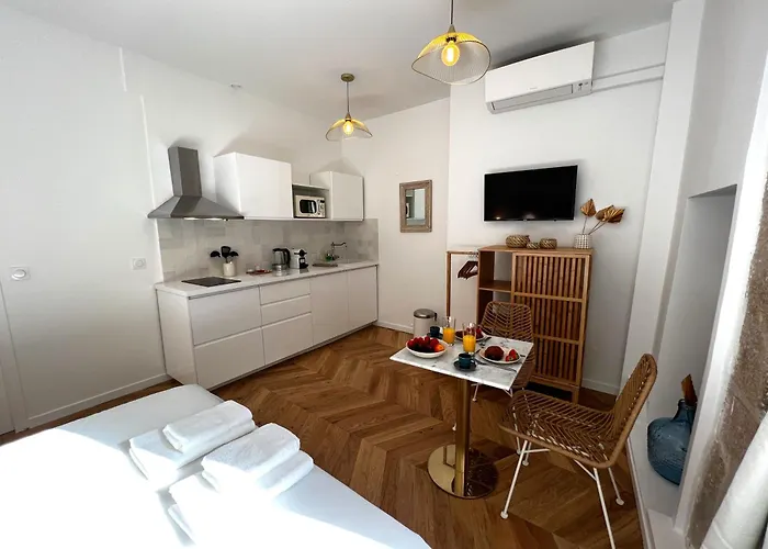 Le Comte - Heart Of - With Ac アパート ディジョン